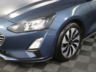 Ford Focus ZETEC EDITION MHEV 31