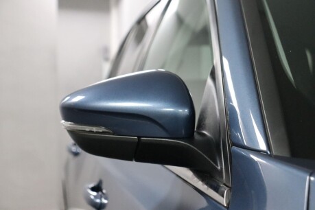 Ford Focus ZETEC EDITION MHEV 32