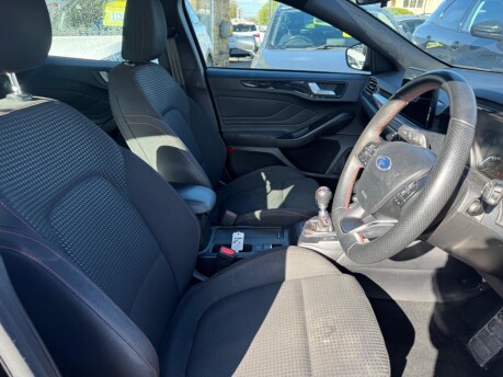 Ford Focus ST-LINE 7