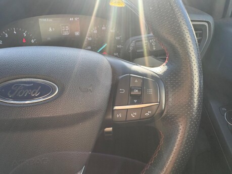 Ford Focus ST-LINE 9