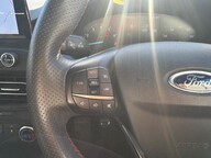 Ford Focus ST-LINE 10