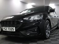 Ford Focus ST-LINE 29