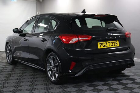 Ford Focus ST-LINE 3