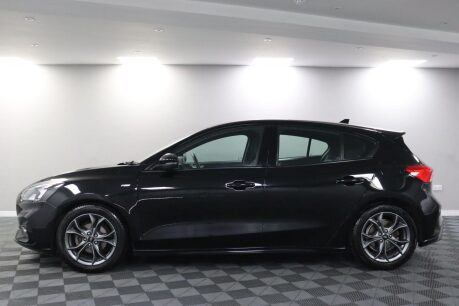 Ford Focus ST-LINE 19