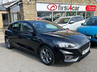 Ford Focus ST-LINE 1