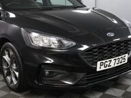 Ford Focus ST-LINE 37