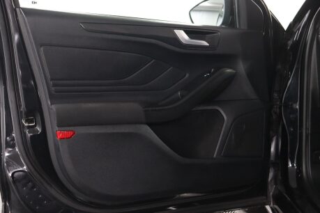 Ford Focus ST-LINE 25