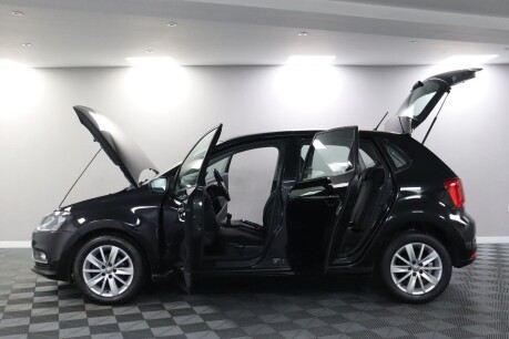 Volkswagen Polo SE TDI BLUEMOTION 4