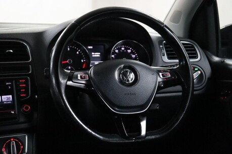 Volkswagen Polo SE TDI BLUEMOTION 43