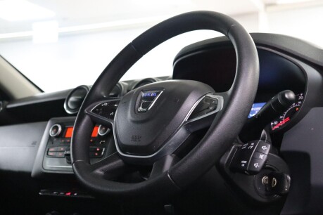 Dacia Duster ESSENTIAL TCE 12