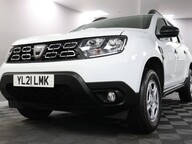 Dacia Duster ESSENTIAL TCE 28