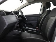 Dacia Duster ESSENTIAL TCE 40