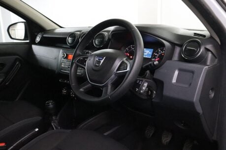 Dacia Duster ESSENTIAL TCE 4