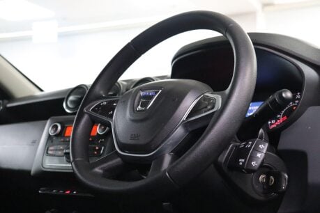 Dacia Duster ESSENTIAL TCE 13