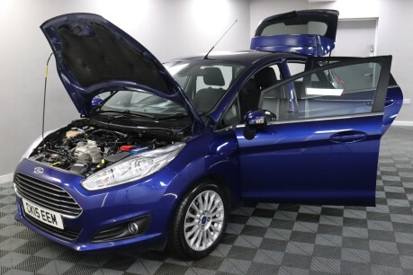 Ford Fiesta TITANIUM 16