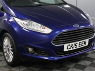 Ford Fiesta TITANIUM 26