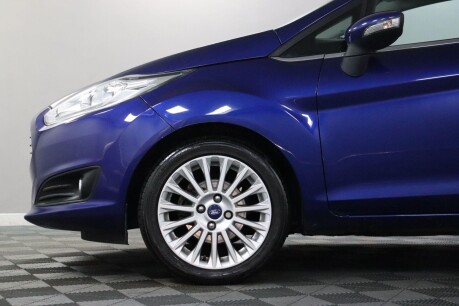 Ford Fiesta TITANIUM 27