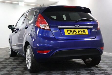 Ford Fiesta TITANIUM 29