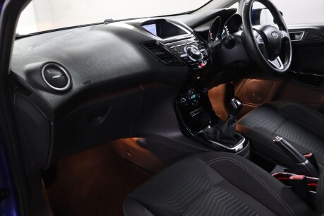 Ford Fiesta TITANIUM 34