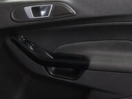 Ford Fiesta TITANIUM 36