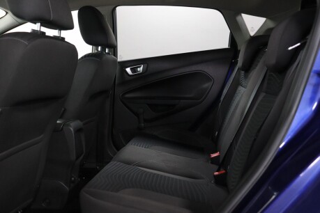 Ford Fiesta TITANIUM 39