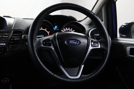 Ford Fiesta TITANIUM 43