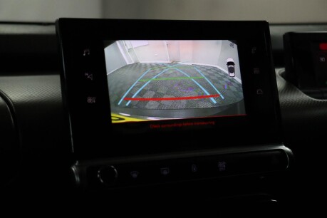 Citroen C4 Cactus PURETECH FLAIR S/S EAT6 37