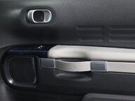 Citroen C4 Cactus PURETECH FLAIR S/S EAT6 37