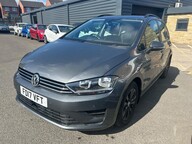 Volkswagen Golf SV SE TDI DSG 4