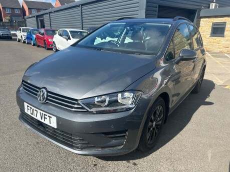 Volkswagen Golf SV SE TDI DSG 4