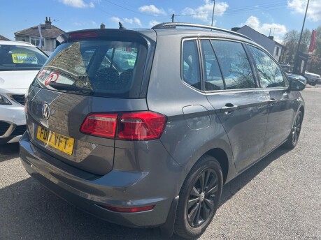 Volkswagen Golf SV SE TDI DSG 8