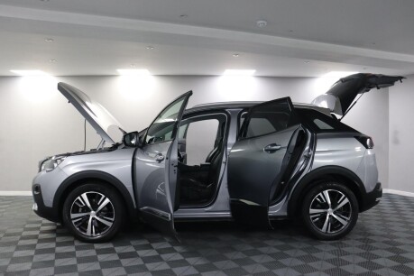 Peugeot 3008 PURETECH S/S ALLURE 4