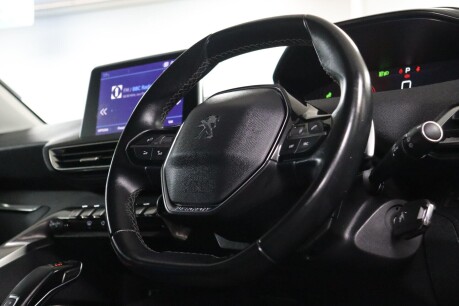 Peugeot 3008 PURETECH S/S ALLURE 12