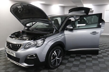 Peugeot 3008 PURETECH S/S ALLURE 16