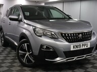 Peugeot 3008 PURETECH S/S ALLURE 19