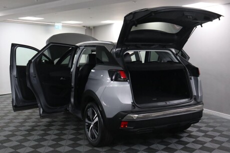 Peugeot 3008 PURETECH S/S ALLURE 21