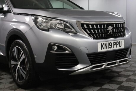 Peugeot 3008 PURETECH S/S ALLURE 24