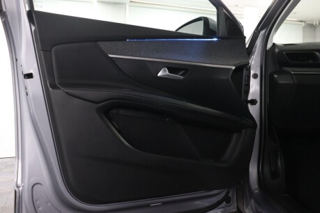 Peugeot 3008 PURETECH S/S ALLURE 44