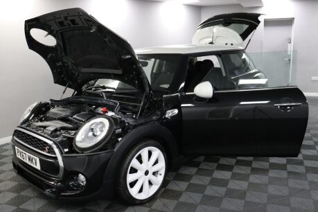 Mini Hatch COOPER S 16