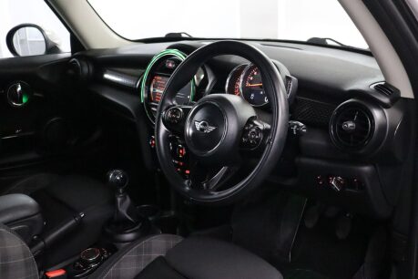 Mini Hatch COOPER S 3