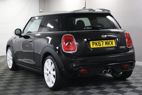 Mini Hatch COOPER S 10