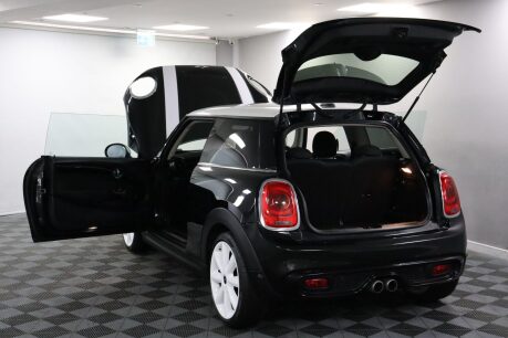 Mini Hatch COOPER S 20