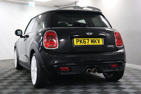Mini Hatch COOPER S 28