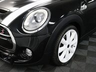 Mini Hatch COOPER S 31