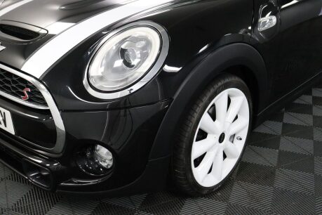 Mini Hatch COOPER S 31