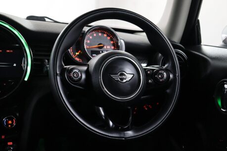 Mini Hatch COOPER S 44