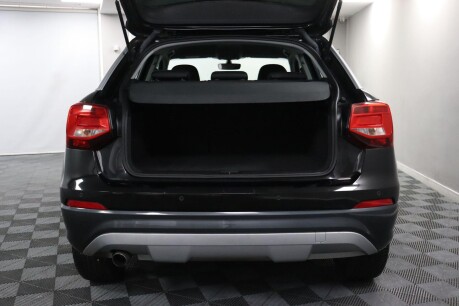 Audi Q2 TFSI SPORT 14