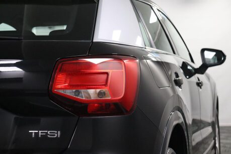 Audi Q2 TFSI SPORT 23