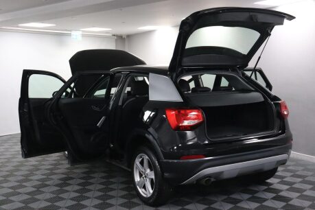 Audi Q2 TFSI SPORT 21