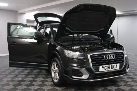 Audi Q2 TFSI SPORT 10